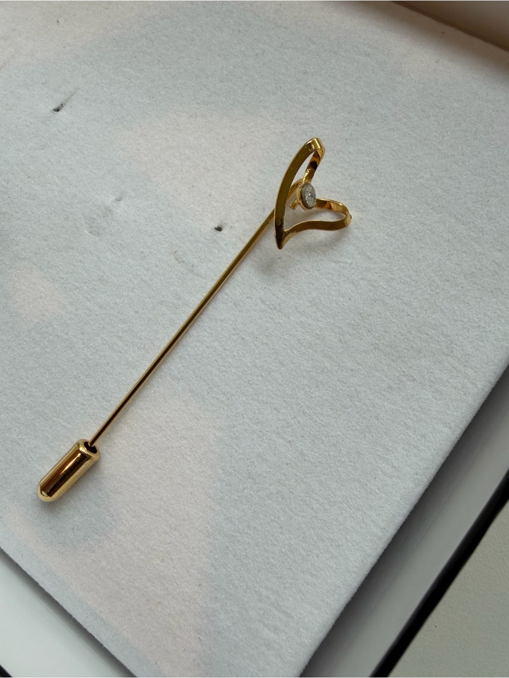Vintage Gold Tone Abstract Heart Rhinestone Stick Pin - Picture 5 of 8
